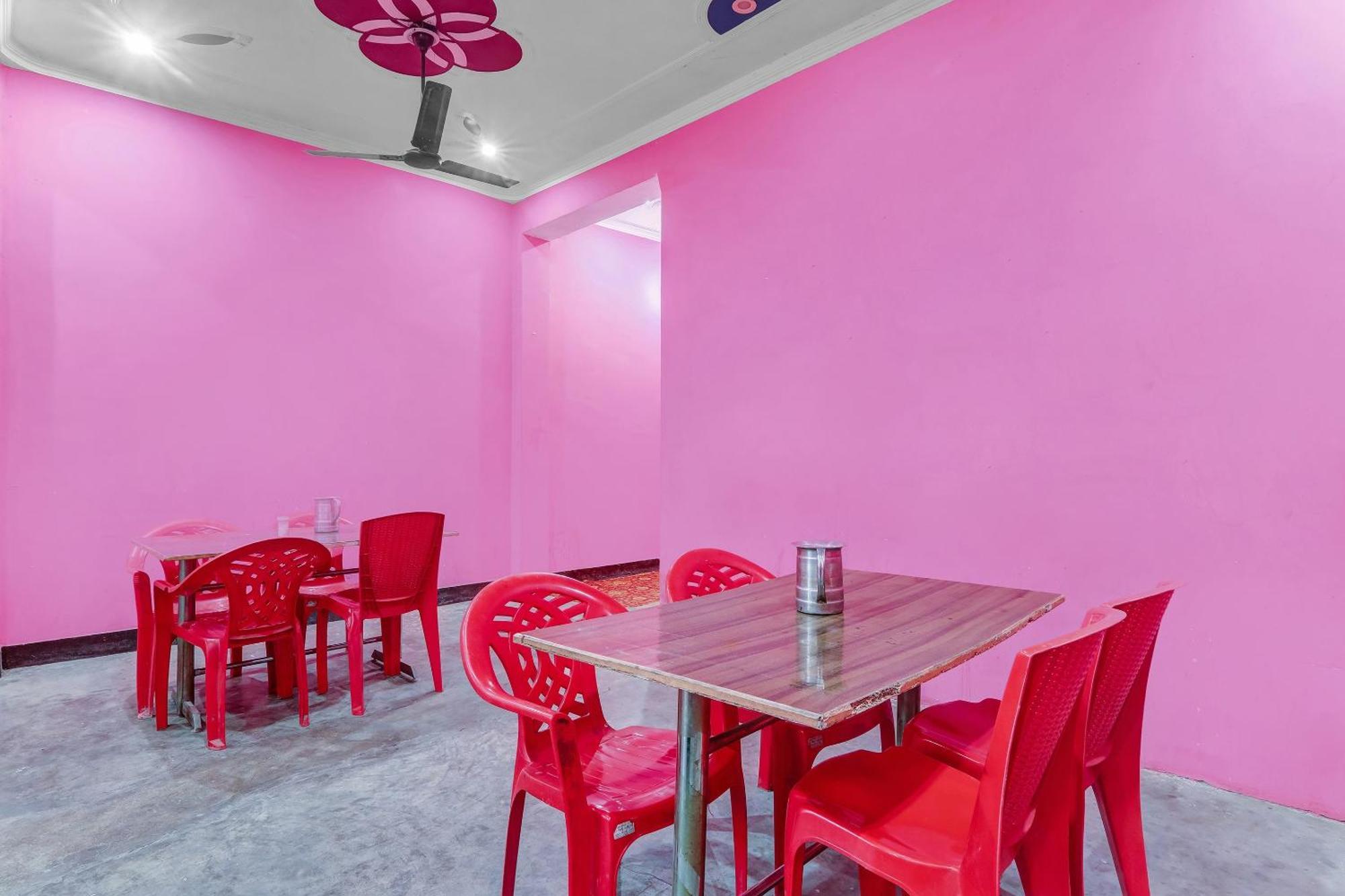 Hotel O New Rajdhani Dhaba Palace Kakori Exterior photo